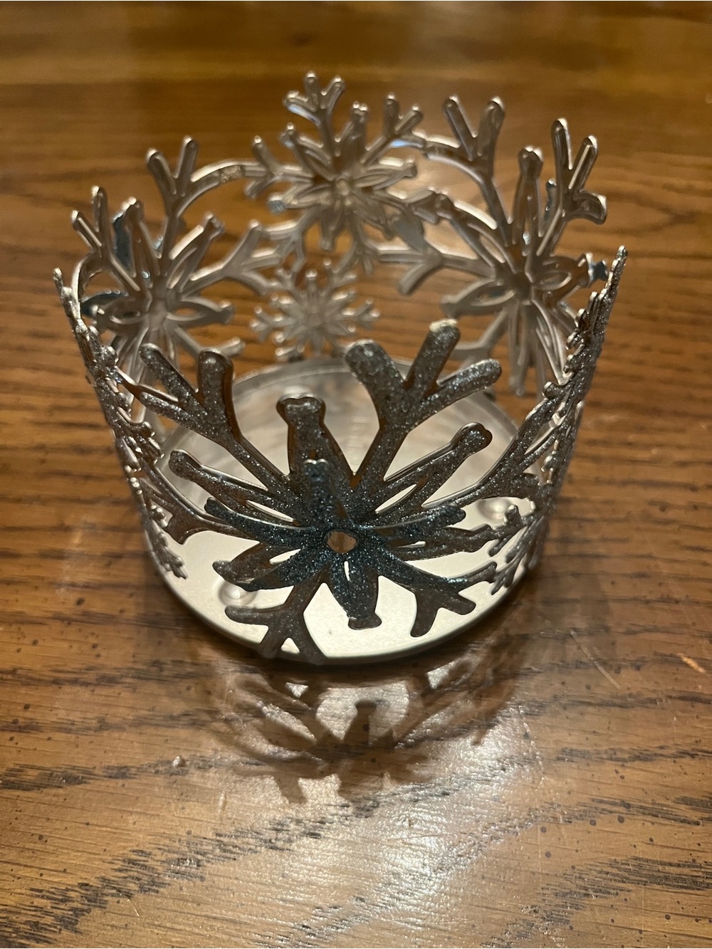 Bath & Body Works Silver and Blue Snowflake Candle Holder